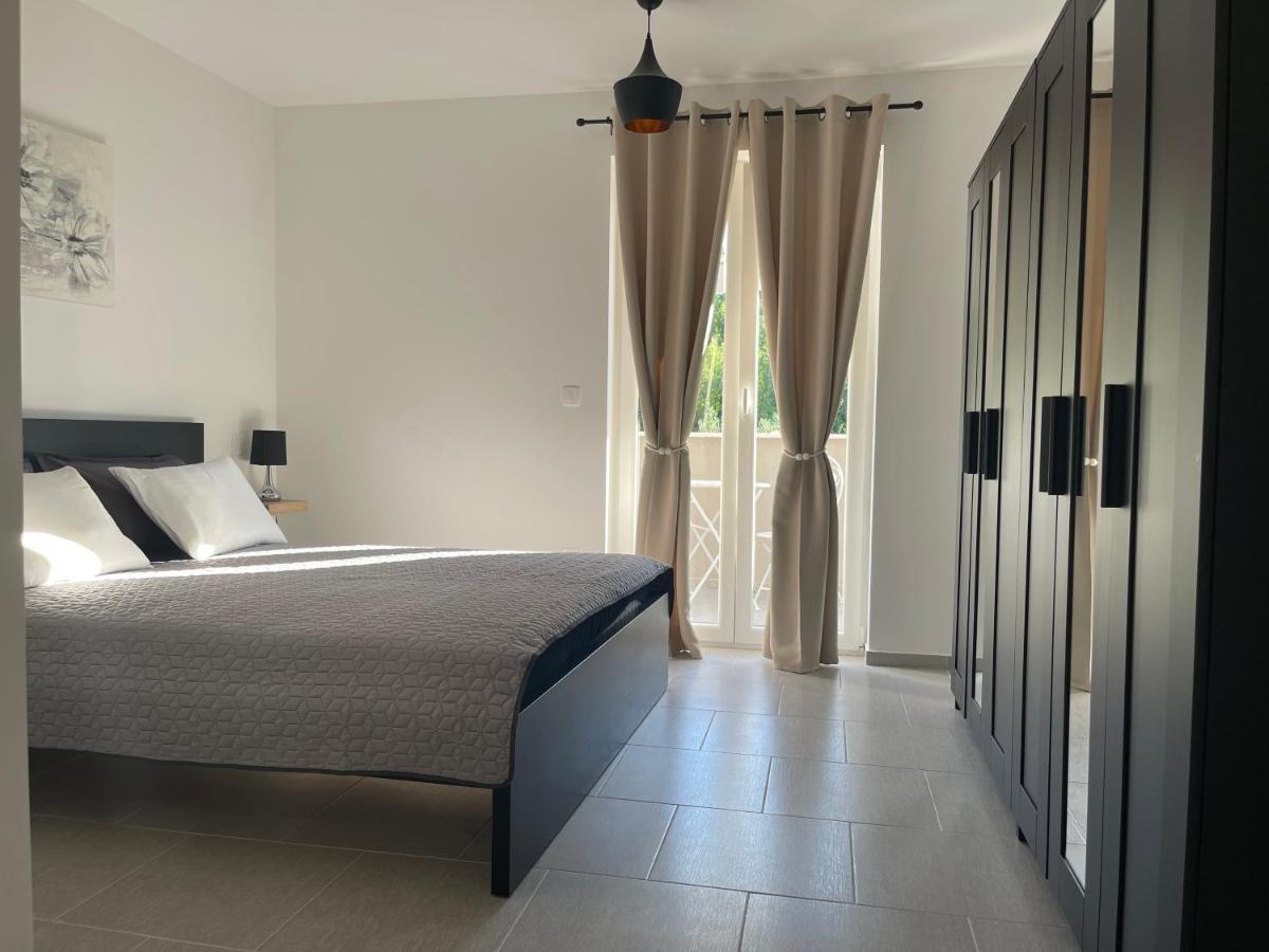 Villa Nika & Eva 크레스 외부 사진